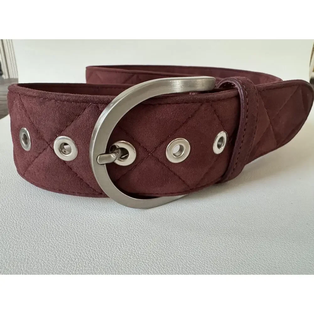 The Tailored Sportsman Belt Womens Medium Red Suede Quilted Grommet Made Italy